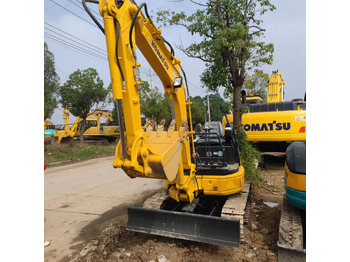 Minikuormaaja KOMATSU PC35