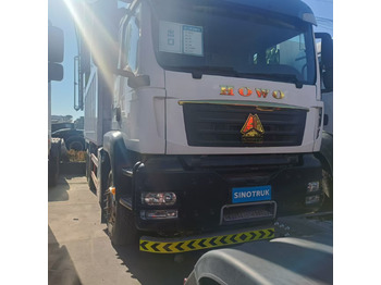 Kuorma-auto SINOTRUK HOWO