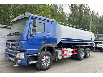Säiliöauto SINOTRUK HOWO