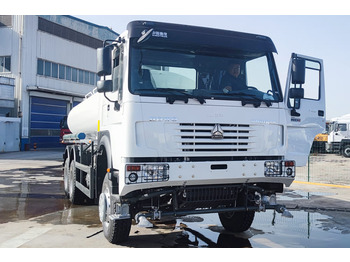 Säiliöauto SINOTRUK