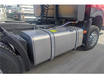 Leasing SINOTRUK Howo 6x4 Truck Price 380 HP Tractor Head for Sale In Zambia SINOTRUK Howo 6x4 Truck Price 380 HP Tractor Head for Sale In Zambia: kuva Leasing SINOTRUK Howo 6x4 Truck Price 380 HP Tractor Head for Sale In Zambia SINOTRUK Howo 6x4 Truck Price 380 HP Tractor Head for Sale In Zambia