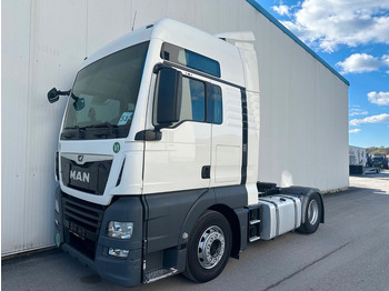 Vetopöytäauto MAN TGX 18.460