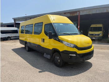 Koulubussi IVECO Daily