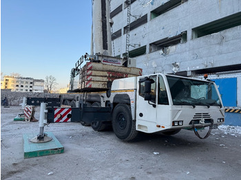 Kaikki maastonosturi DEMAG