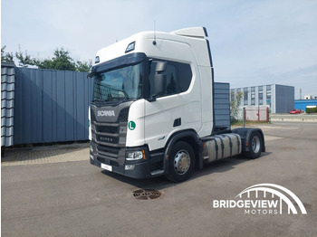 Vetopöytäauto SCANIA R 460