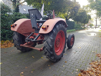 Traktori Oldtimer Hanomag R425: kuva Traktori Oldtimer Hanomag R425
