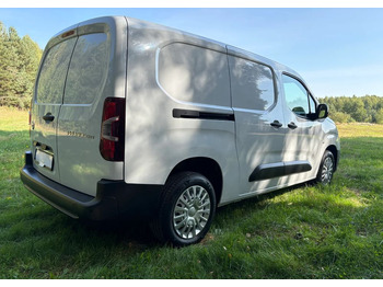 Uusi Pieni pakettiauto Toyota Proace City Verso 1.5 D-4D Combi: kuva Uusi Pieni pakettiauto Toyota Proace City Verso 1.5 D-4D Combi