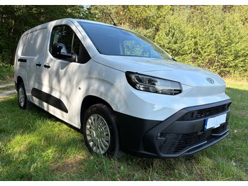 Uusi Pieni pakettiauto Toyota Proace City Verso 1.5 D-4D Combi: kuva Uusi Pieni pakettiauto Toyota Proace City Verso 1.5 D-4D Combi