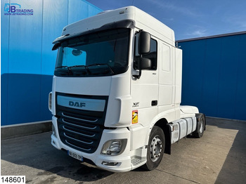 Vetopöytäauto DAF XF 460