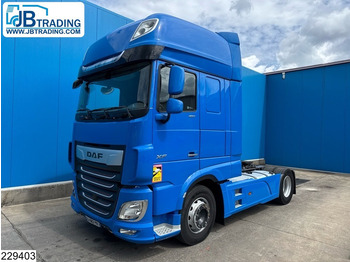 Vetopöytäauto DAF XF 480