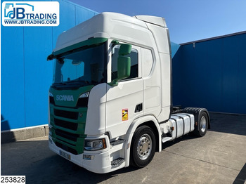 Vetopöytäauto SCANIA R 450