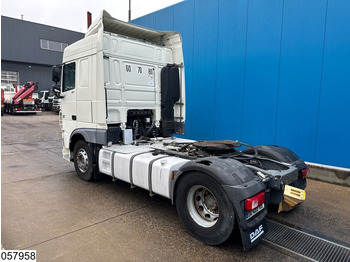 Vetopöytäauto DAF XF 460 EURO 6, Retarder, Hydrauliek: kuva Vetopöytäauto DAF XF 460 EURO 6, Retarder, Hydrauliek Vetopöytäauto DAF XF 460 EURO 6, Retarder, Hydrauliek: kuva Vetopöytäauto DAF XF 460 EURO 6, Retarder, Hydrauliek