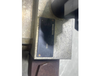 Leasing Hyundai HL757-7A-11LD-30700 / VAD0511111-Fan motor Hyundai HL757-7A-11LD-30700 / VAD0511111-Fan motor: kuva Leasing Hyundai HL757-7A-11LD-30700 / VAD0511111-Fan motor Hyundai HL757-7A-11LD-30700 / VAD0511111-Fan motor