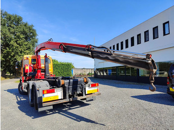 Koukkulava kuorma-auto, Nosturiauto MAN TGA 28.310 Container / Fassi F130: kuva Koukkulava kuorma-auto, Nosturiauto MAN TGA 28.310 Container / Fassi F130