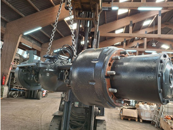 Taka-akseli MERCEDES-BENZ