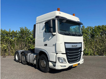Vetopöytäauto DAF XF 460