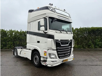Vetopöytäauto DAF XF 480