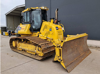 Puskutraktori KOMATSU D61PXi-24