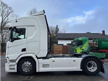 Vetopöytäauto SCANIA R 500