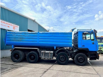 Kippiauto kuorma-auto MAN 41.464 F2000 8X4 FULL STEEL KIPPER (EURO 2 / ZF16 MANUAL GEARBOX / ZF-INTARDER / FULL STEEL SUSPENSION / REDUCTION AXLES): kuva Kippiauto kuorma-auto MAN 41.464 F2000 8X4 FULL STEEL KIPPER (EURO 2 / ZF16 MANUAL GEARBOX / ZF-INTARDER / FULL STEEL SUSPENSION / REDUCTION AXLES)