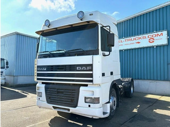 Vetopöytäauto DAF 95 380