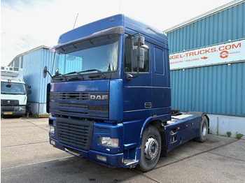 Vetopöytäauto DAF 95 380