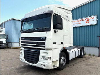 Vetopöytäauto DAF XF 105 460