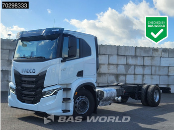 Kuorma-auto alusta IVECO S-WAY