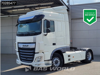 Vetopöytäauto DAF XF 530