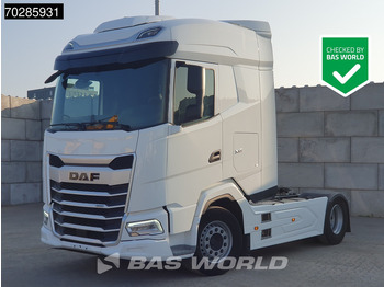 Vetopöytäauto DAF XG 480