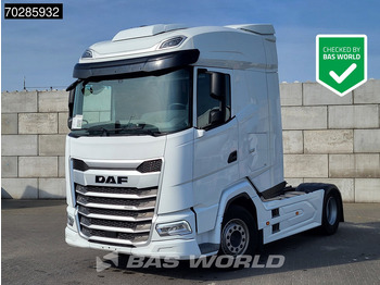 Vetopöytäauto DAF XG 480