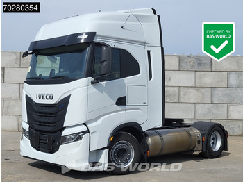 Vetopöytäauto IVECO S-WAY
