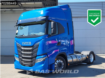 Vetopöytäauto IVECO S-WAY