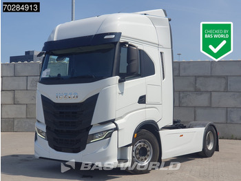 Vetopöytäauto IVECO S-WAY