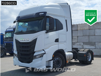 Vetopöytäauto IVECO S-WAY