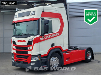 Vetopöytäauto SCANIA R 450