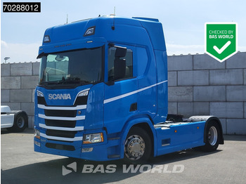 Vetopöytäauto SCANIA R 450