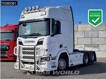 Vetopöytäauto SCANIA R 580