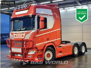 Vetopöytäauto SCANIA R 580