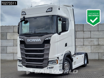 Vetopöytäauto SCANIA S