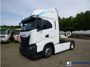 Vetopöytäauto IVECO S-WAY