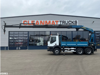 Nosturiauto IVECO Trakker