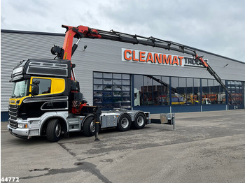 Vetopöytäauto SCANIA R 500