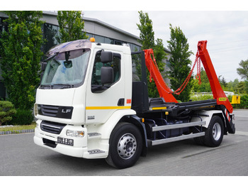 Nostovarsi-vaihtolavakuorma kuorma-auto DAF LF 55 220