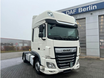 Vetopöytäauto DAF XF 480
