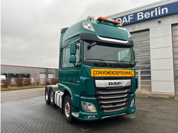 Vetopöytäauto DAF XF 530