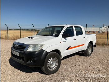 Avolava-auto TOYOTA Hilux