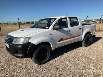Avolava-auto TOYOTA Hilux
