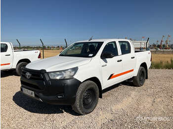 Avolava-auto TOYOTA Hilux