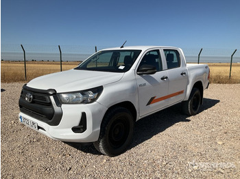 Avolava-auto TOYOTA Hilux